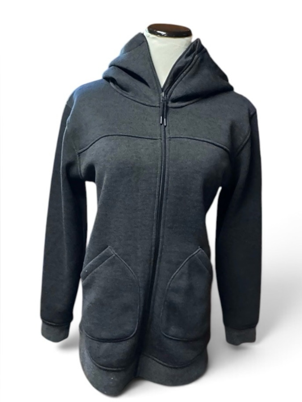 EUC Burton Minxy Hooded Fleece Jacket in black with an extended tunic length